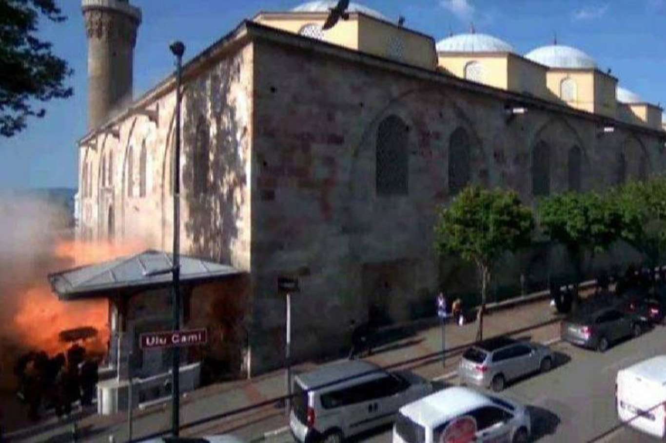 Bursa’daki canlı bomba saldırısı sanıklarına müebbet hapis Bursa’daki canlı bomba saldırısı sanıklarına müebbet hapis